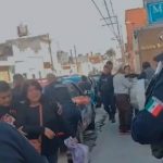 ¡Se le juntó el ganado al muerto! Esposa, exesposa y novia disputan su cuerpo Foto: En México, taxista muere y su esposa, exesposa y novia pelean por el cuerpo/Cortesía