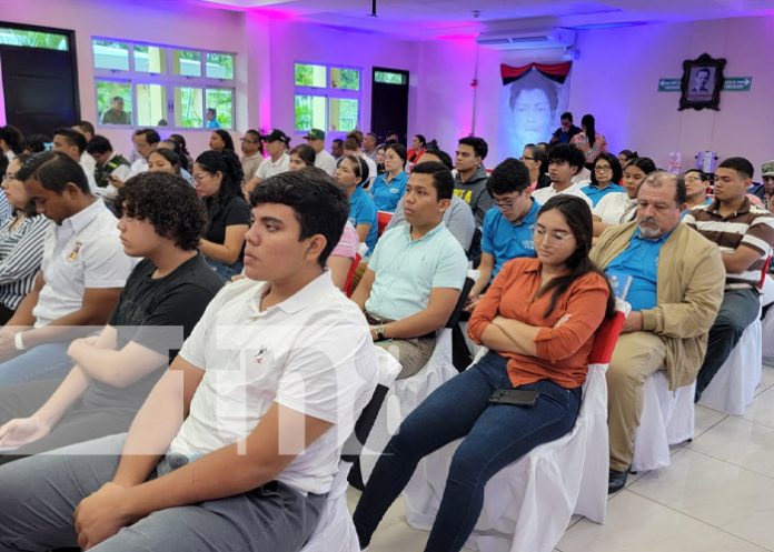 Foto: Mejorando día a día la educación de nuestro pueblo /TN8 Foto: Mejorando día a día la educación de nuestro pueblo /TN8
