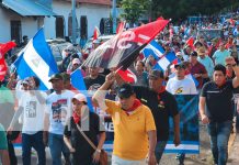 Comunicado oficial: Feriado nacional obligatorio el 19 de Julio Foto: Familias de León caminan con alegría celebrando el triunfo de la Revolución/TN8