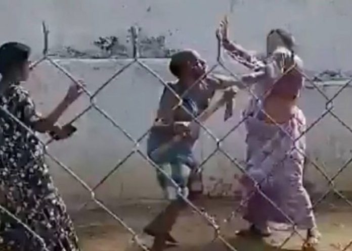 Foto: Ataca a su hermana con una hacha por disputa de tierras en India /Cortesía Ataca a su hermana con una hacha por disputa de tierras en India