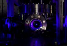 ¡Última tecnología! Desarrollan reloj atómico a escala microscópica Foto: Novedoso reloj utiliza una red óptica para atrapar miles de átomos con ondas de luz/Cortesía