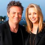 Foto: Lisa Kudrow rinde homenaje a Matthew Perry viendo Friends/ Cortesía