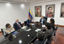 Foto: Expertos arriban a Venezuela /cortesía