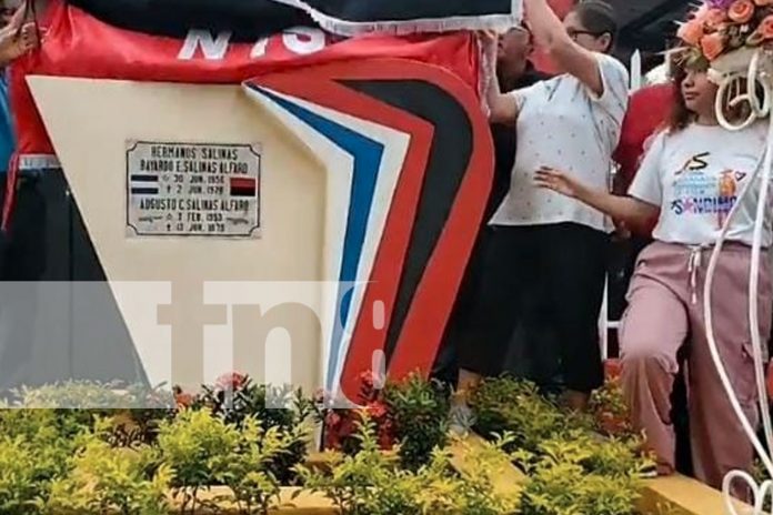 3 Foto: Granada rinde homenaje a Julio Buitrago con multitudinaria caminata/TN8