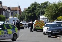Violenta masacre en Inglaterra deja ocho heridos de gravedad Foto: Masacre en Inglaterra /cortesía
