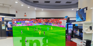 Foto: Promoción en Tiendas Siman con productos Samsung / TN8