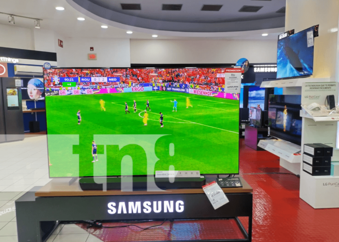 Foto: Promoción en Tiendas Siman con productos Samsung / TN8