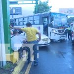Foto: Choque entre bus y microbús en Managua / TN8