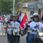 Vistosas dianas policiales como antesala al 45/19 en Nicaragua Foto: Gran caravana en Managua por el 45/19 en Nicaragua / TN8