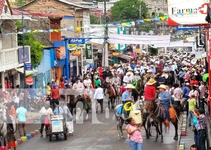 Foto: Alegre ambiente en la Hípica de Boaco, durante las fiestas patronales en el mes de julio 2024 / TN8 Foto: Alegre ambiente en la Hípica de Boaco, durante las fiestas patronales en el mes de julio 2024 / TN8