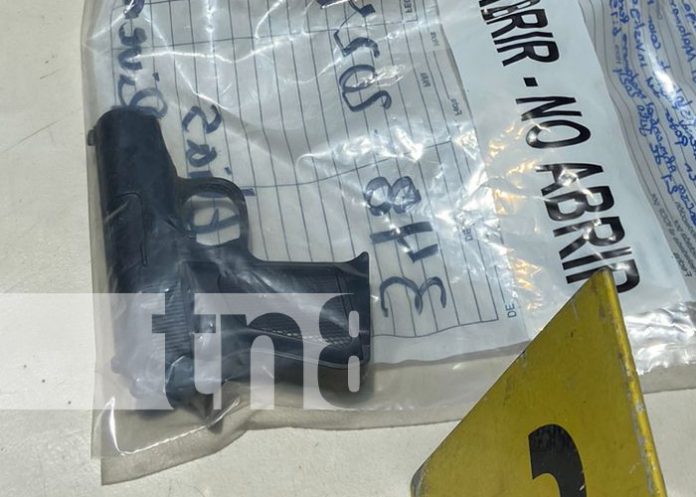 Foto: Capturan a hombre que asaltaba con una pistola de juguete en Chinandega / TN8 Foto: Capturan a hombre que asaltaba con una pistola de juguete en Chinandega / TN8