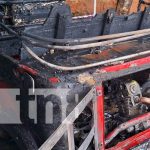 Se queda sin su «machete» y termina con una caponera chamuscada Foto: Caponera se quema en una zona de Managua / TN8