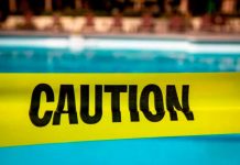 Cinco personas gravemente heridas tras ser electrocutadas en una piscina Foto: Cinco personas sufrieron heridas graves tras ser electrocutadas en EE.UU.