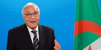Foto: Argelia critica la postura francesa sobre el Sahara Occidental y retira a su embajador