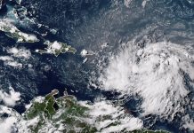 Foto: Tormenta Ernesto se acerca a Puerto Rico con riesgo de convertirse en huracán