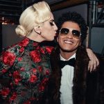 Lady Gaga y Bruno Mars unen fuerzas: la colaboración que todos esperaban Foto: ¡Lady Gaga y Bruno Mars anuncian colaboración/Cortesía
