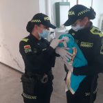 Bebé de tres días es encontrada en una mochila en un cafetal de Colombia Foto: Rescatada con tres días de nacida en Colombia /Cortesía