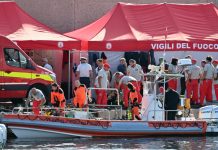 Foto: Naufragio de lujo en Sicilia: seis pasajeros aún desaparecidos