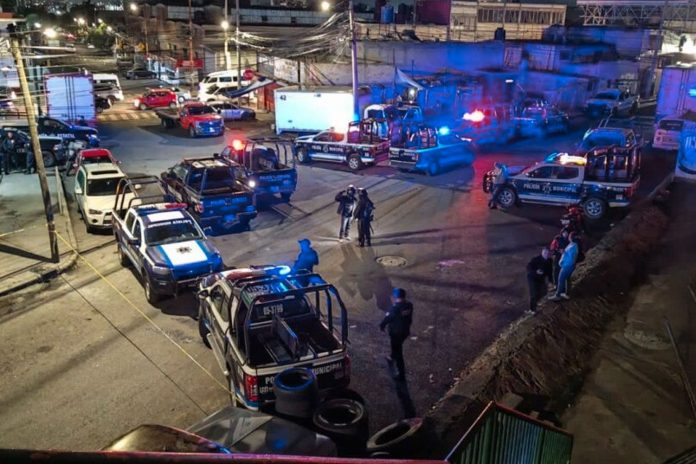 Foto: Balacera en México deja 5 muertos y 2 heridos /Cortesía Foto: Balacera en México deja 5 muertos y 2 heridos /Cortesía