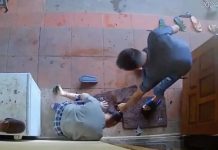 Foto:Cámaras de seguridad captan brutal asesinato en Vietnam/ Créditos