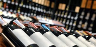Foto: Condenado en Francia por robar botellas de vino /Cortesía