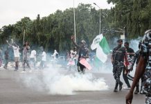 Caos en Nigeria: protestas contra el aumento de precios dejan 21 muertos Foto: Al menos 21 personas muertas en Nigeria /Cortesía