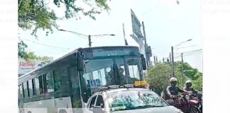 Foto: Taxista arrecho le dice "hasta de lo que va a morir" a busero en Managua/ TN8