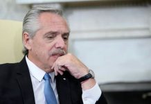 Excandidato político en Argentina renuncia tras escándalo por supuestas agresiones Foto: Renuncia de exmandatario de Argentina /cortesía