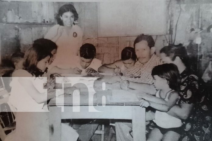 Foto: Cruzada Nacional de Alfabetización viva en memoria de granadinos /TN8 Foto: Cruzada Nacional de Alfabetización viva en memoria de granadinos /TN8