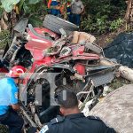 Trágico accidente en Chontales: Camión mezclador de concreto se desploma en abismo Foto: Trágico accidente en Chontales: Camión mezclador de concreto se desploma en abismo/TN8