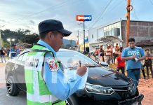 Tres heridos en choque entre motocicleta y taxi en Jalapa Foto: Tres heridos en choque entre motocicleta y taxi en Jalapa/TN8