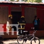 Bomberos controlan incendio en una vivienda de Granada Foto: Bomberos controlan incendio en una vivienda de Granada/TN8