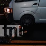 Microbús impacta y mata a peatón en Carretera Nueva a León Microbús impacta y mata a motociclista en Carretera Nueva a León