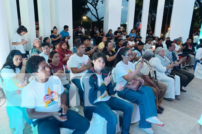 3 Foto: Juventud Sandinista rinde homenaje a Tomás Borge y Fidel Castro/TN8
