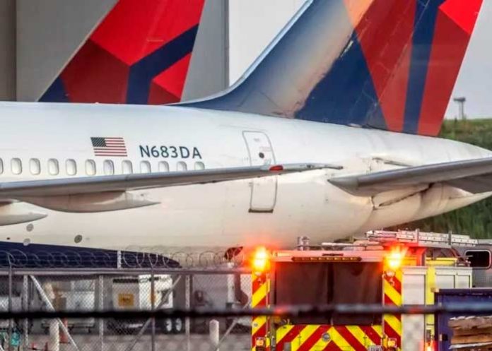 Foto: accidente tras explosión de un neumático de un Boeing/Cortesía Foto: accidente tras explosión de un neumático de un Boeing/Cortesía