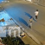 Le clavan un cuchillo y lo dejan muerto en un barrio de Matagalpa Foto: Crimen sangriento en una calle de Matagalpa / TN8