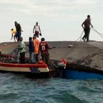 Al menos 41 personas pierden la vida en accidente de barco en Nigeria Foto: Accidente de barco en Nigeria / Cortesía