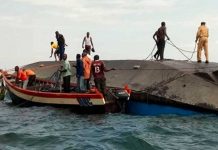 Al menos 41 personas pierden la vida en accidente de barco en Nigeria Foto: Accidente de barco en Nigeria / Cortesía