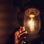 Ecuador enfrenta apagones nocturnos de 8 horas por la peor sequía en 60 años Foto: Ecuador enfrenta apagones nocturnos de 8 horas por la peor sequía en 60 años