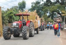 Jalapa celebra la 41ª Feria del Maíz con un vibrante desfile de carrozas Foto: Jalapa se llenó de color y alegría con el tradicional desfile/Cortesía
