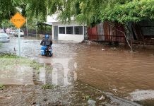 Ondas tropicales 26 y 27 generan inundaciones y riesgos viales en Managua Foto: Lluvias generadas por las ondas tropicales 26 y 27/TN8