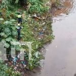 Desesperación en Chinandega: Hombre se arroja al río durante tormenta Foto: Desesperación en Chinandega: Hombre se arroja al río durante tormenta/TN8
