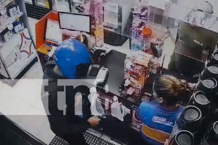 Foto: Otro mini-súper es víctima de la delincuencia en el Barrio Camilo Ortega en Managua/TN8 Foto: Otro mini-súper es víctima de la delincuencia en el Barrio Camilo Ortega en Managua/TN8
