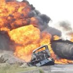 Brutal explosión de cisterna en Nigeria deja al menos 48 muertos Foto: Tragedia en Nigeria /cortesía