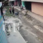 Cámara de seguridad capta intento de asesinato con machete en Estelí Foto: Cámara de seguridad capta intento de asesinato con machete en Estelí/TN8