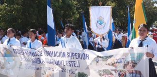 Foto: Desfile patrio en conmemoración a los 168 años de la batalla de San Jacinto y 203 años/TN8