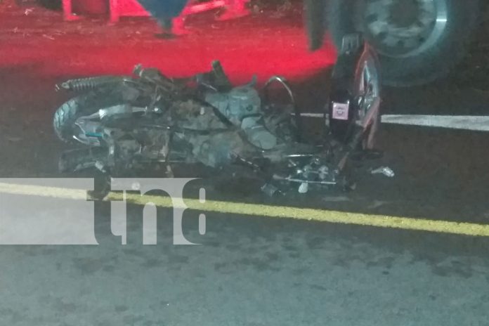 Foto: Cobarde conductor en Rivas se da a la fuga /Cortesía