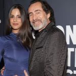 El actor mexicano de 61 años Demian Bichir se prepara para ser papá otra vez Demian Bichir será papá por segunda vez. El actor mexicano, de 61 años, compartió la noticia en el Festival Internacional de Cine de Toronto