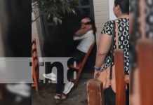 Violento enfrentamiento entre tres mujeres en bar de Granada queda registrado en video Foto: Violento enfrentamiento entre tres mujeres en bar de Granada queda registrado en video/TN8