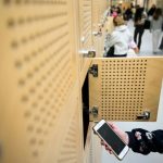 Estudiantes franceses guardan sus celulares para mejorar concentración Foto: Estudiantes franceses guardan sus celulares para mejorar concentración